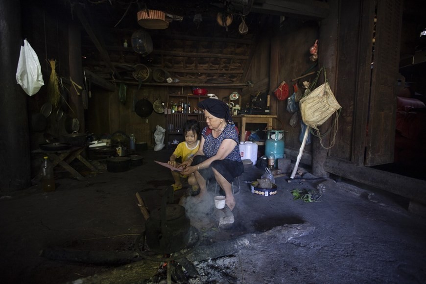 The daily life of the Dao Tien ethnic minority people in Sung village, Da Bac district, Hoa Binh province. (Photo: VNA)