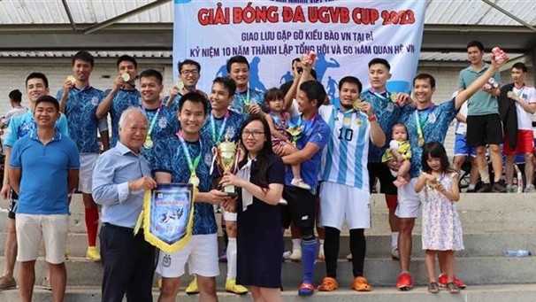 Giải bóng đá chào mừng 50 năm thiết lập quan hệ ngoại giao Việt Nam-Bỉ