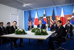 Thượng đỉnh Mỹ-Nhật-Hàn: Định hình tình thân