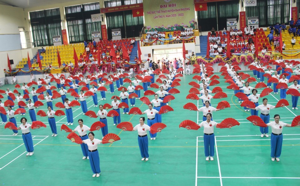 Kinh tế phát triển tạo điều kiện cho huyện làm tốt công tác văn hóa, y tế, giáo dục và an sinh xã hội. (Nguồn: Kinh tế Đô thị)