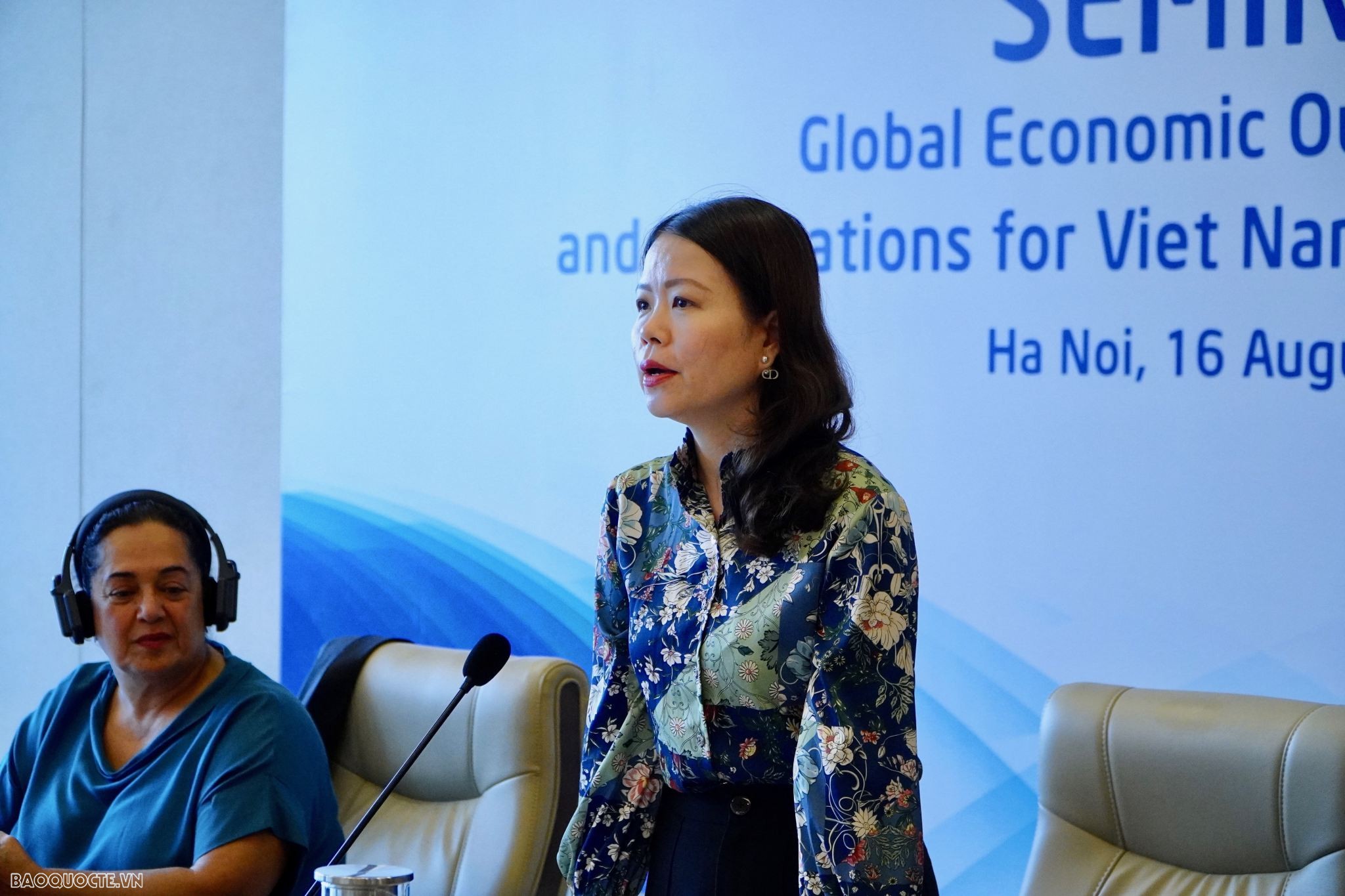 Toạ đàm cập nhật triển vọng kinh tế thế giới và hàm ý chính sách trong triểnn khai công tác ngoại giao kinh tế Toạ đàm cập nhật triển vọng kinh tế thế giới và hàm ý chính sách trong triểnn khai công tác ngoại giao kinh tế