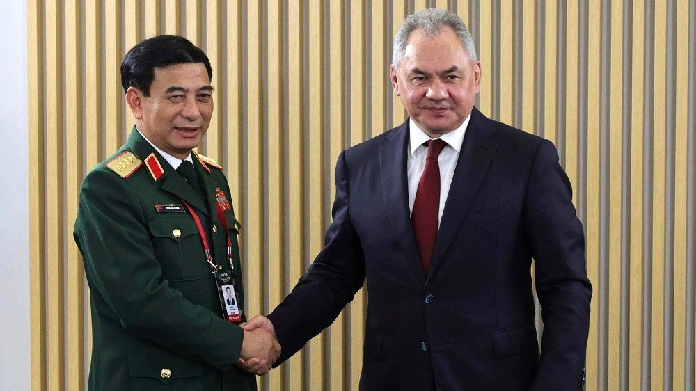 Việt Nam luôn coi trọng hợp tác quốc phòng với Liên bang Nga