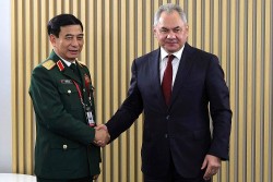 Việt Nam luôn coi trọng hợp tác quốc phòng với Liên bang Nga