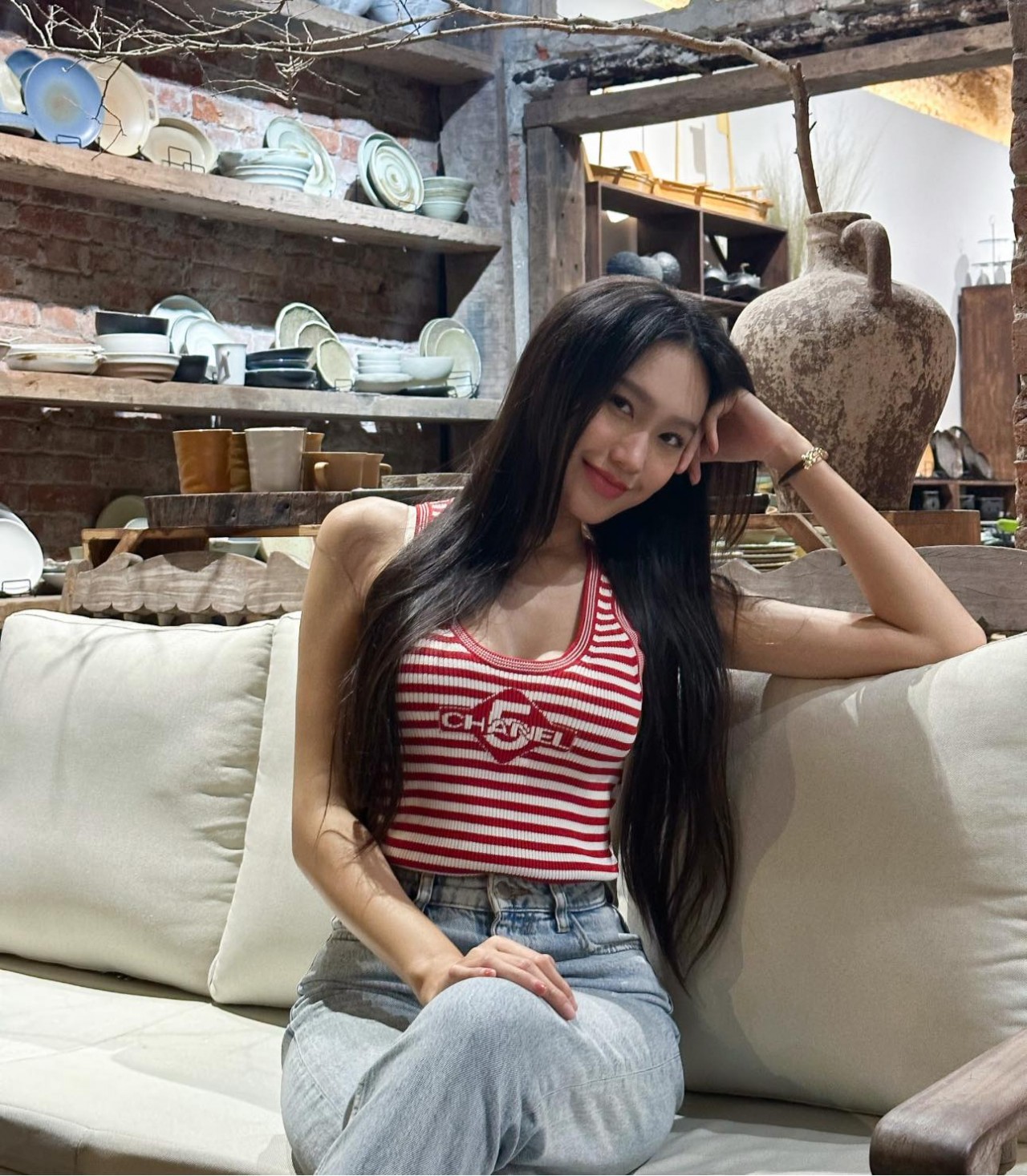 Nhan sắc mảnh mai, thanh tú của bạn gái cầu thủ Đoàn Văn Hậu - Doãn Hải My Nhan sắc mảnh mai, thanh tú của bạn gái cầu thủ Đoàn Văn Hậu - Doãn Hải My