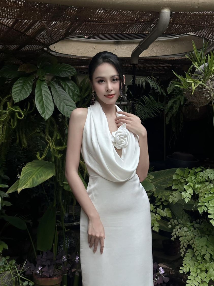 Á hậu Lê Nguyễn Ngọc Hằng Á hậu Lê Nguyễn Ngọc Hằng