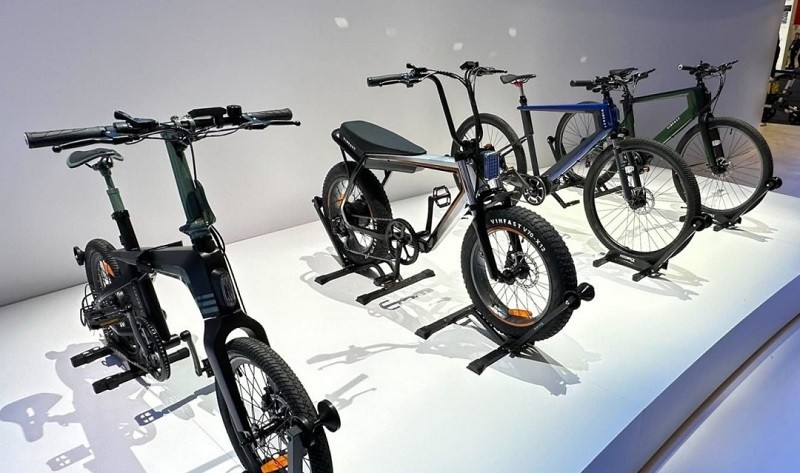 Hai mẫu xe xe đạp trợ lực điện còn lại từng được trưng bày dưới dạng concept tại Triển lãm Điện tử Tiêu dùng CES 2023.