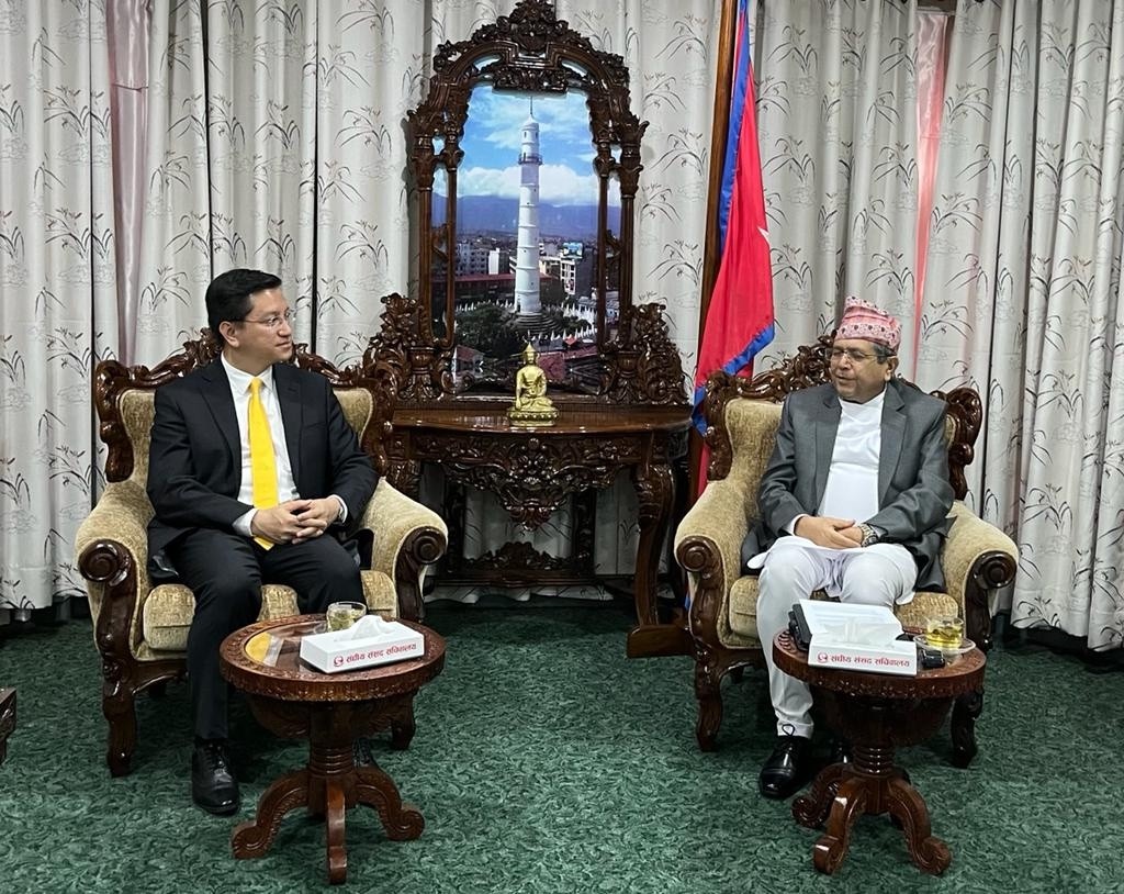 Đại sứ Nguyễn Thanh Hải chào xã giao và làm việc với các vị lãnh đạo Nepal
