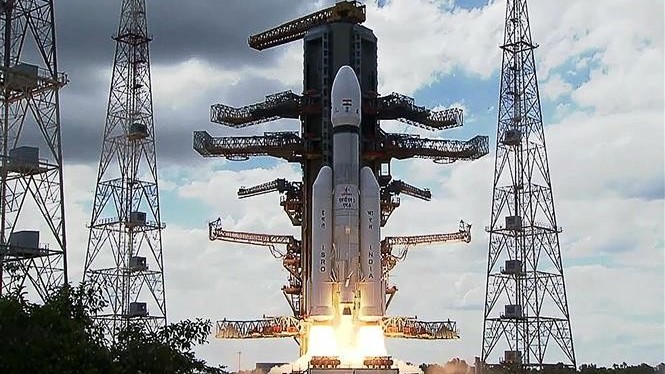 Tàu thám hiểm Chandrayaan-3 của Ấn Độ sắp hạ cánh xuống Mặt trăng