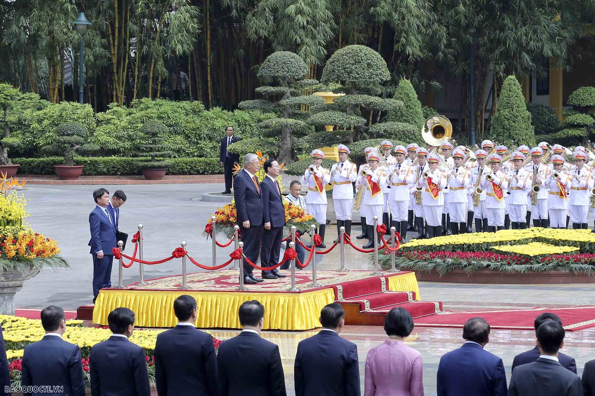 Official welcome ceremony held for Kazakh President Kassym - Jomart Tokayev