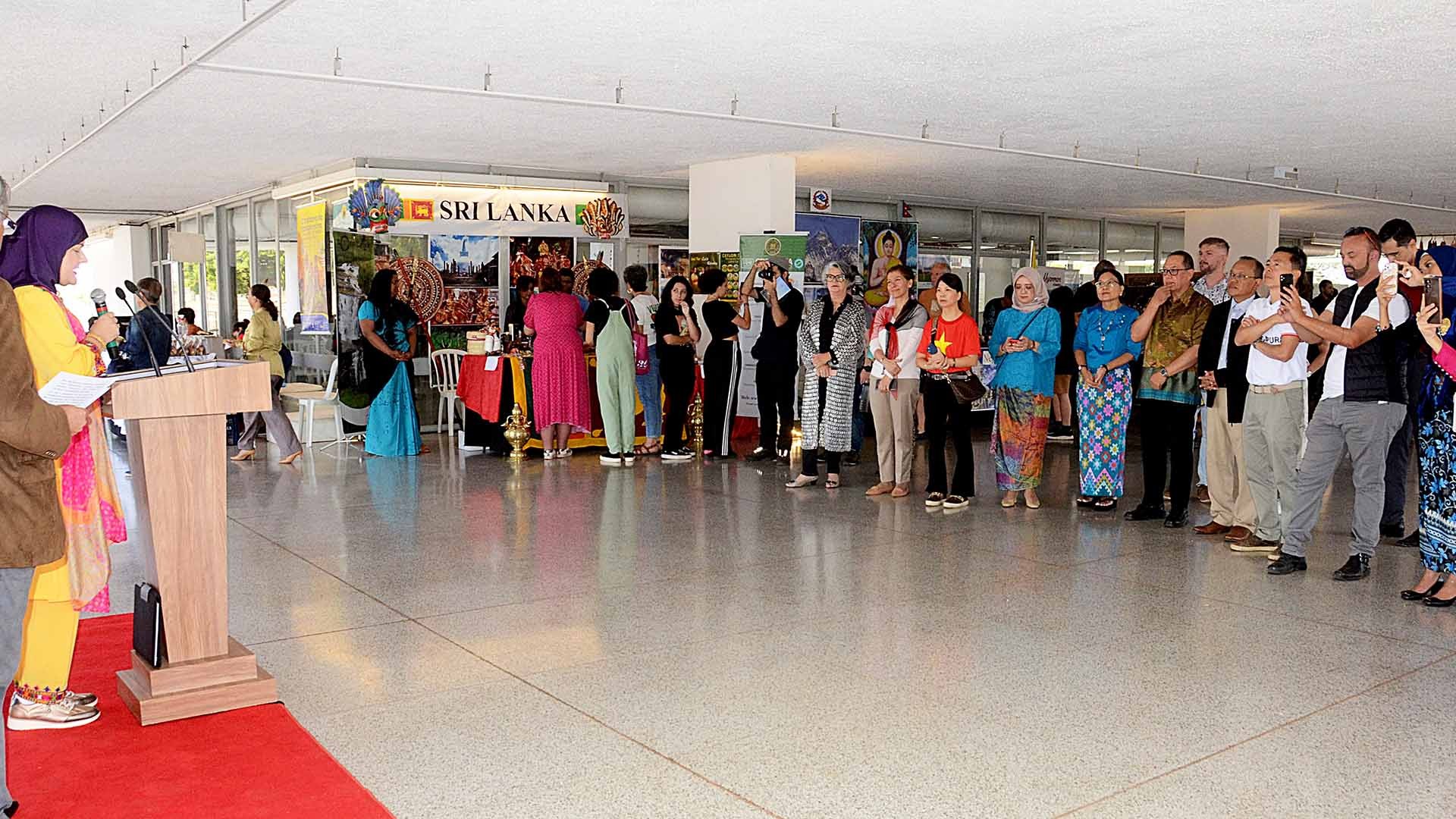 Đại sứ quán Việt Nam tại Brazil tham gia hội chợ văn hóa và ẩm thực các nước châu Á châu Đại dương năm 2023