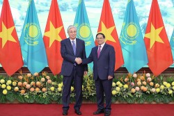 Đề nghị Kazakhstan tiếp tục tạo thuận lợi cho các mặt hàng thế mạnh của Việt Nam tiếp cận thị trường