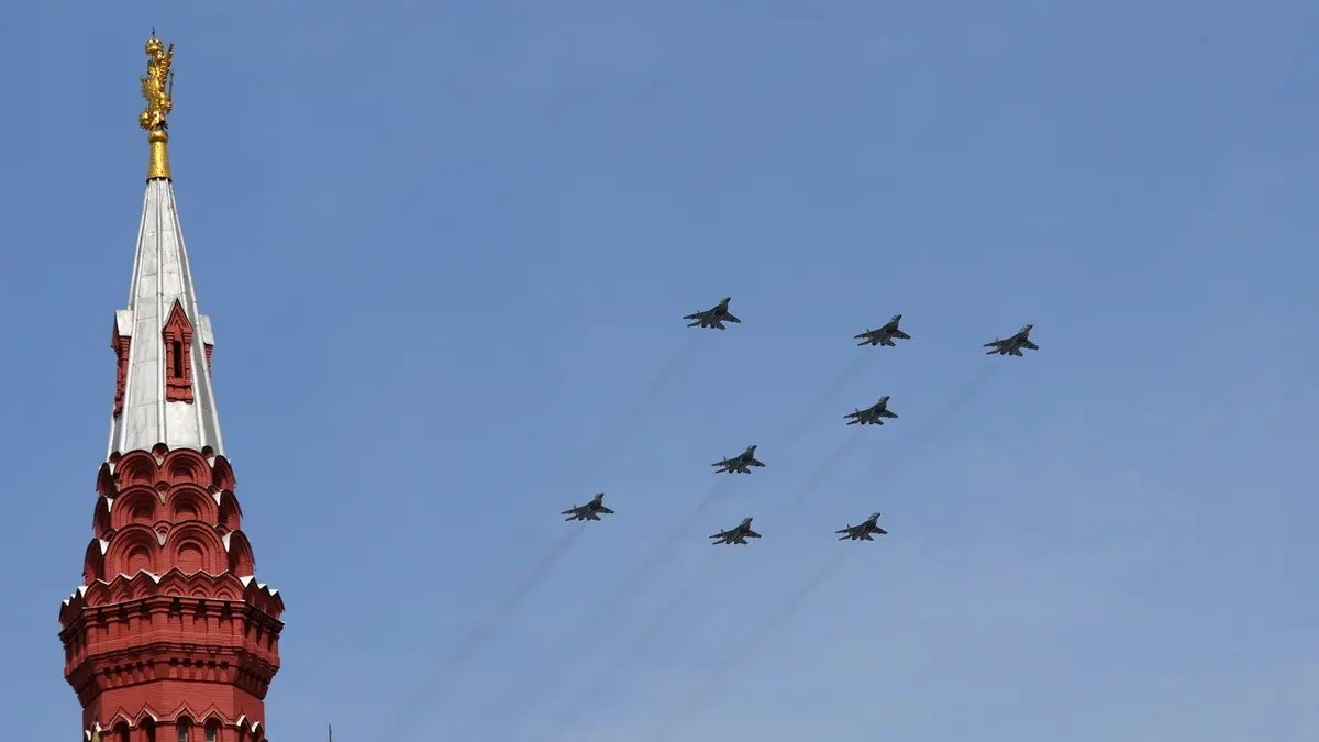 Nga chặn đứng nhiều cuộc tấn công bằng UAV của Ukraine gần Moskva, Đan Mạch nêu điều kiện cung cấp máy bay chiến đấu F16 cho Ukraine