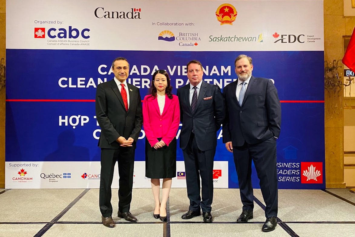 Chuỗi sự kiện kỷ niệm 50 năm thiết lập quan hệ ngoại giao Việt Nam-Canada tại TP. Hồ Chí Minh