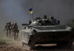 Nga-Ukraine: G7 dự đoán xung đột còn kéo dài đến năm 2030, 24 UAV tấn công nhà máy lọc dầu Kiev, lửa bùng phát gần sân bây Sochi