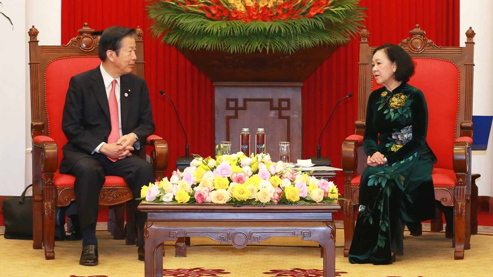 Việt Nam nhất quán coi trọng quan hệ với Nhật Bản