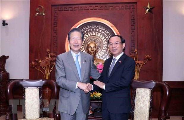 HCM City Party Secretary Nguyen Van Nen receives Japan delegation of New Komeito Party