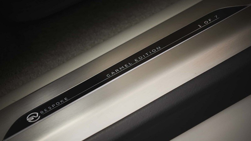 Cận cảnh Range Rover SV Carmel Edition phiên bản giới hạn, giá khoảng 8,88 tỷ đồng