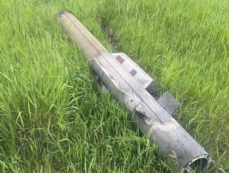 Một trong những tên lửa MIM-104 rơi xuống Kiev. Ảnh Telegram / BMPD