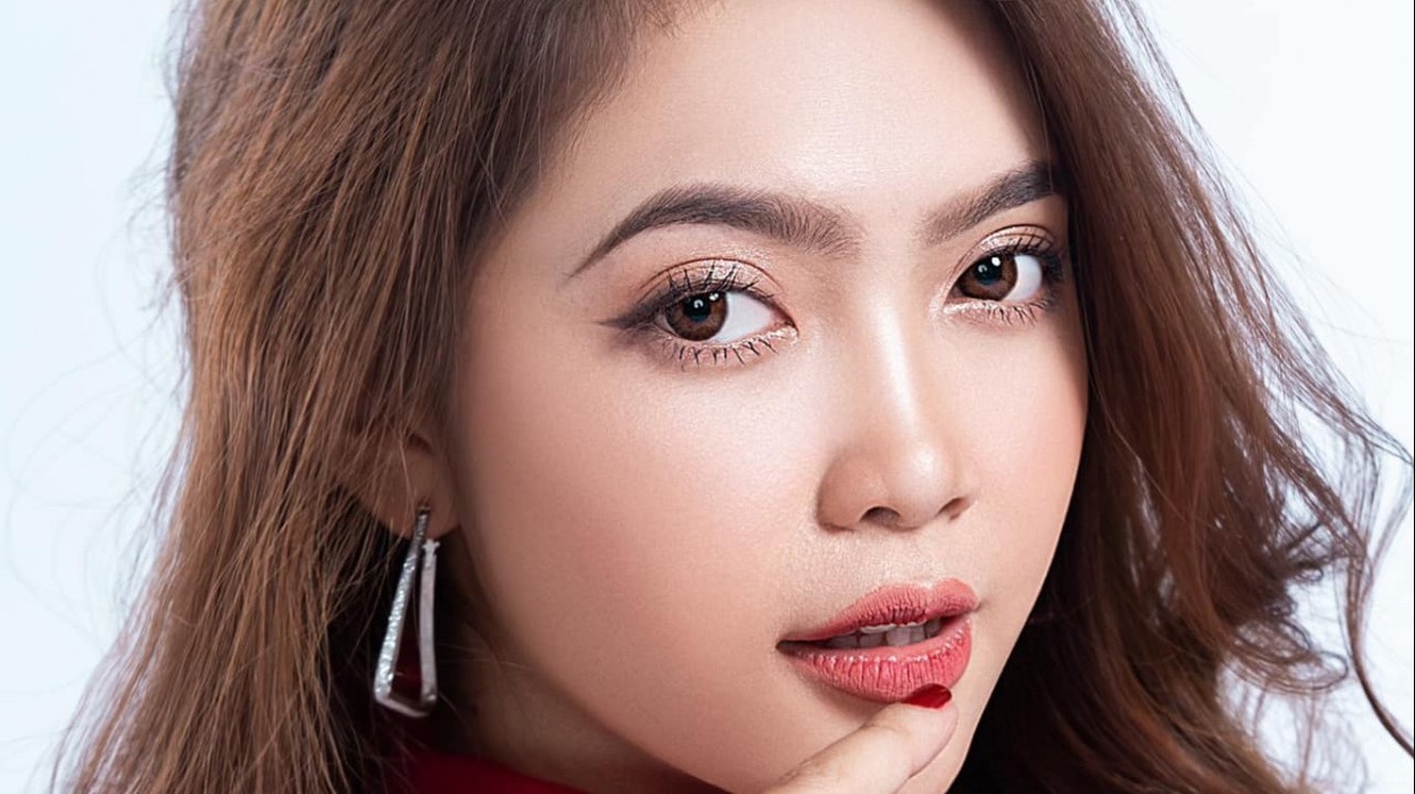 Ngắm nhan sắc đời thường của Hoa hậu Trần Thị Thu Uyên