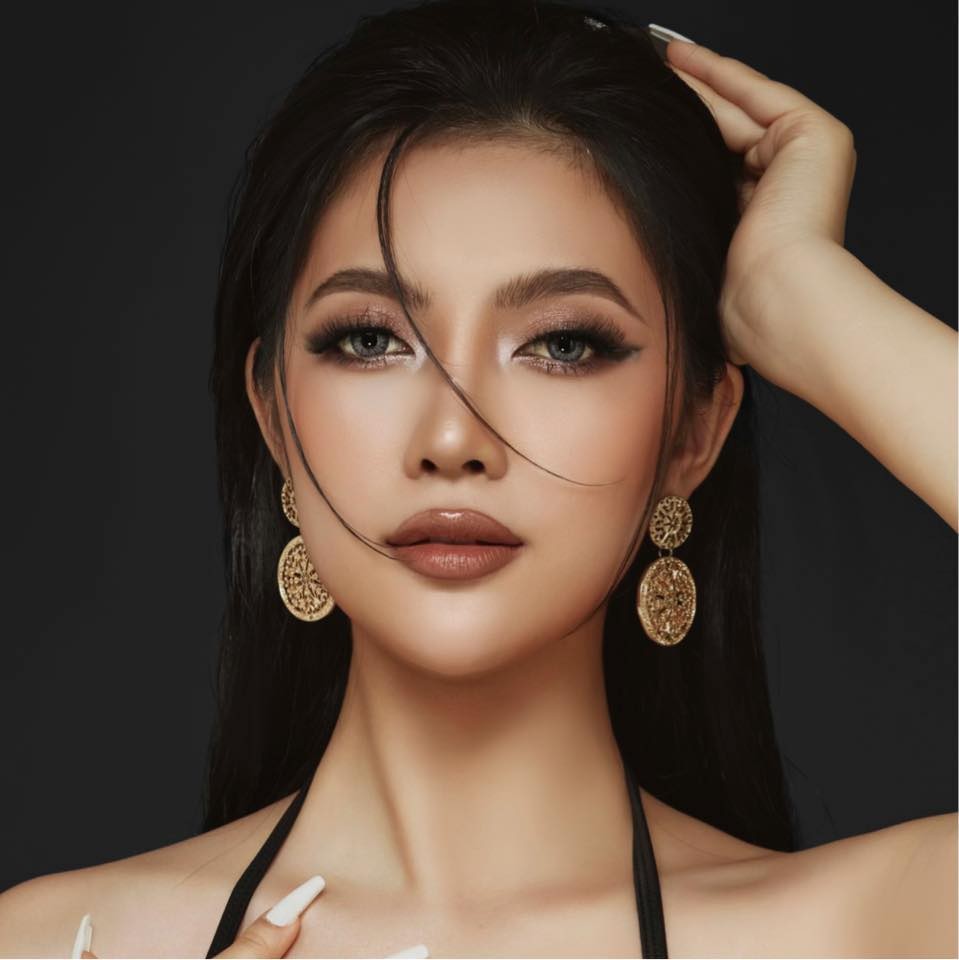Nhan sắc đời thường của Hoa hậu Trần Thị Thu Uyên