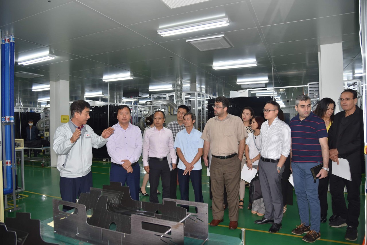 Đoàn báo chí nước ngoài tìm hiểu môi trường đầu tư tại Phú Thọ