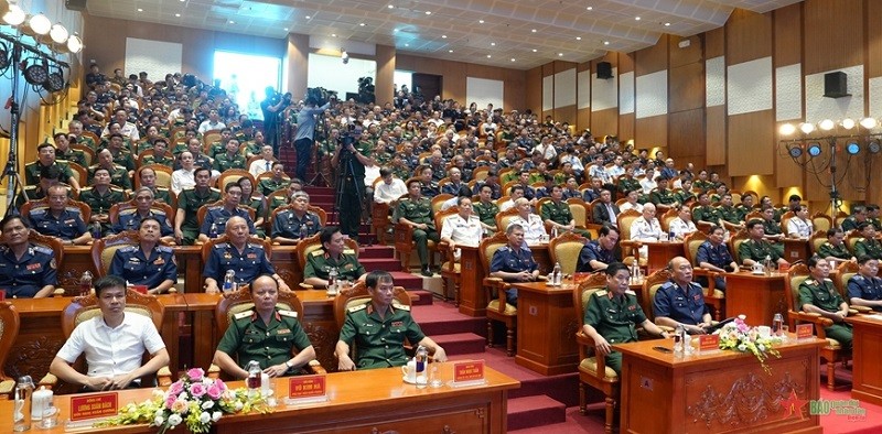 Cảnh sát biển Việt Nam được trao Huân chương Chiến công hạng Nhì