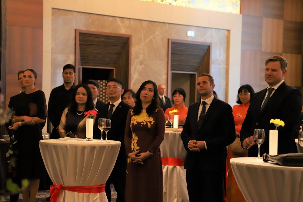 Lễ chúc mừng cộng đồng người Việt Nam tại Slovakia được công nhận dân tộc thiểu số của sở tại