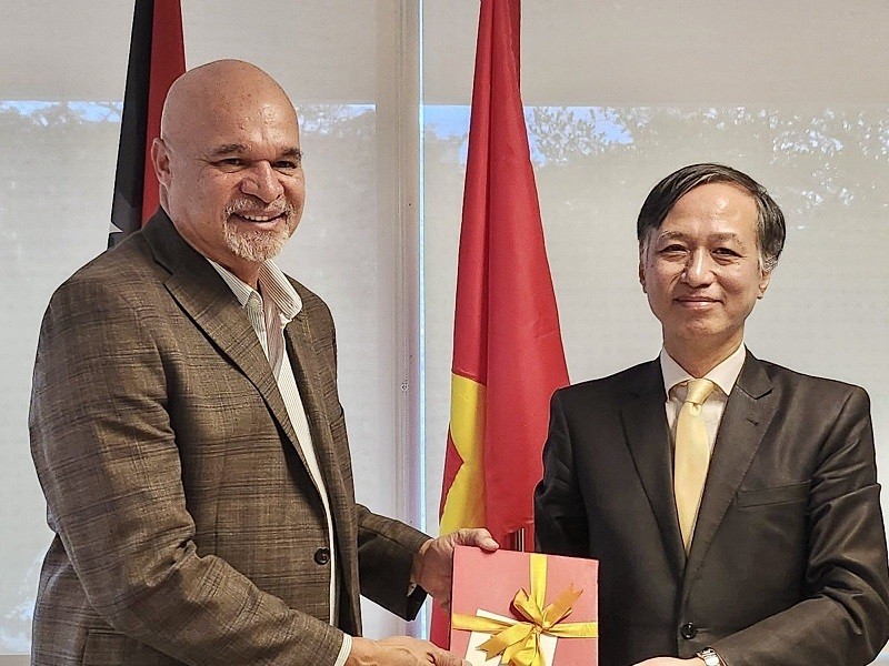 Đại sứ Việt Nam tại Papua New Guinea Nguyễn Tất Thành trình Thư ủy nhiệm