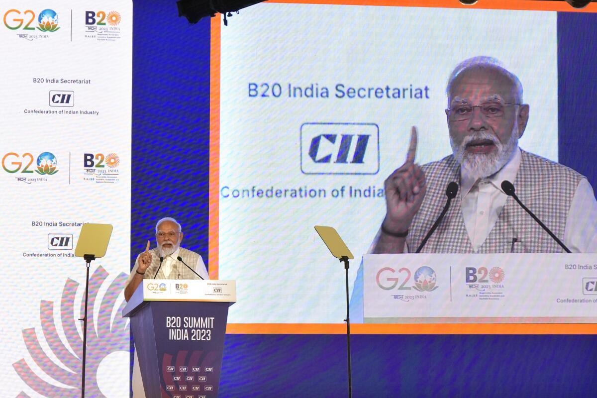 Thủ tướng Ấn Độ Narendra Modi phát biểu tại diễn đàn kinh doanh B20, trước thềm hội nghị thượng đỉnh G20 tại New Delhi vào tháng tới. (Nguồn: AP)