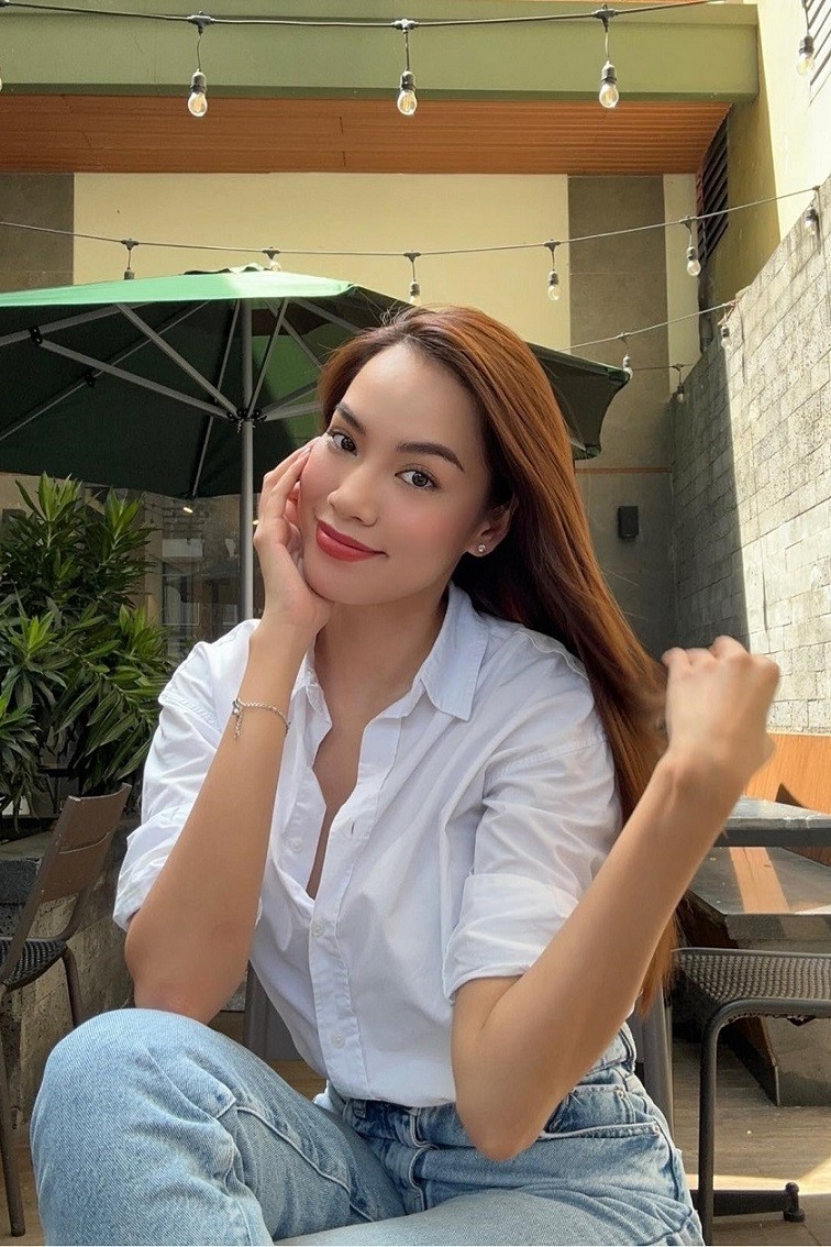 Ngắm vẻ đẹp đời thương trong sáng, trẻ trung của Hoa hậu Hòa bình Việt Nam 2023 Lê Hoàng Phương