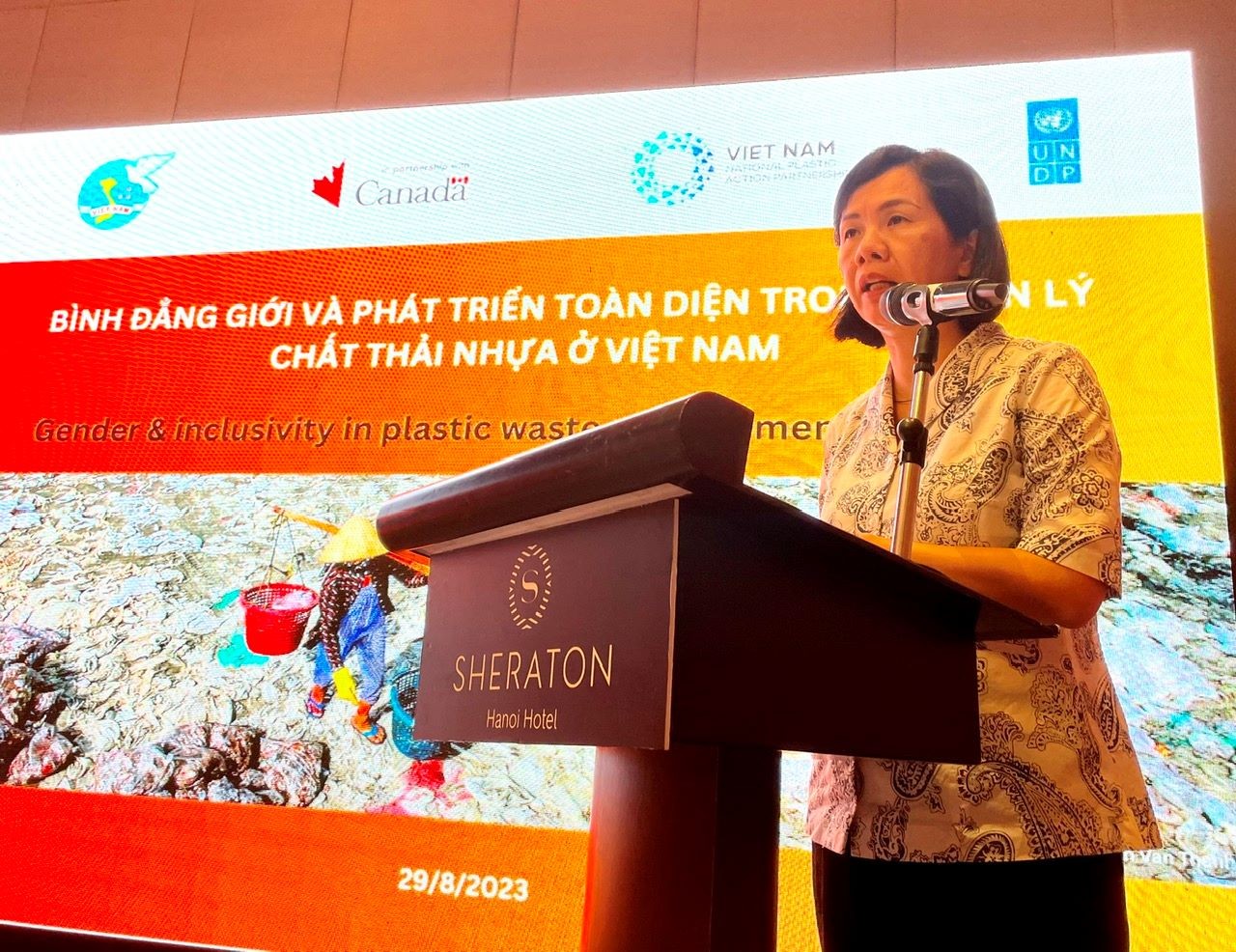 Hội liên hiệp phụ nữ Việt Nam phát biểu tại hội thảo. (Nguồn: UNDP)