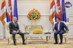 Thủ tướng Campuchia nhận định về quan hệ với Mỹ