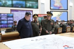 Hàn Quốc quyết tâm đơn phương trừng phạt một công ty và 5 cá nhân Triều Tiên liên quan tới tài trợ vũ khí