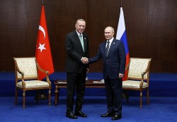 Tổng thống Nga và người đồng cấp Thổ Nhĩ Kỳ quyết định hội đàm tại Sochi, đón chờ năng lực thuyết phục của Ankara