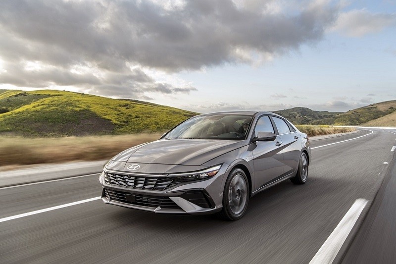 Cận cảnh bản nâng cấp Hyundai Elantra 2024 vừa ra mắt tại Mỹ