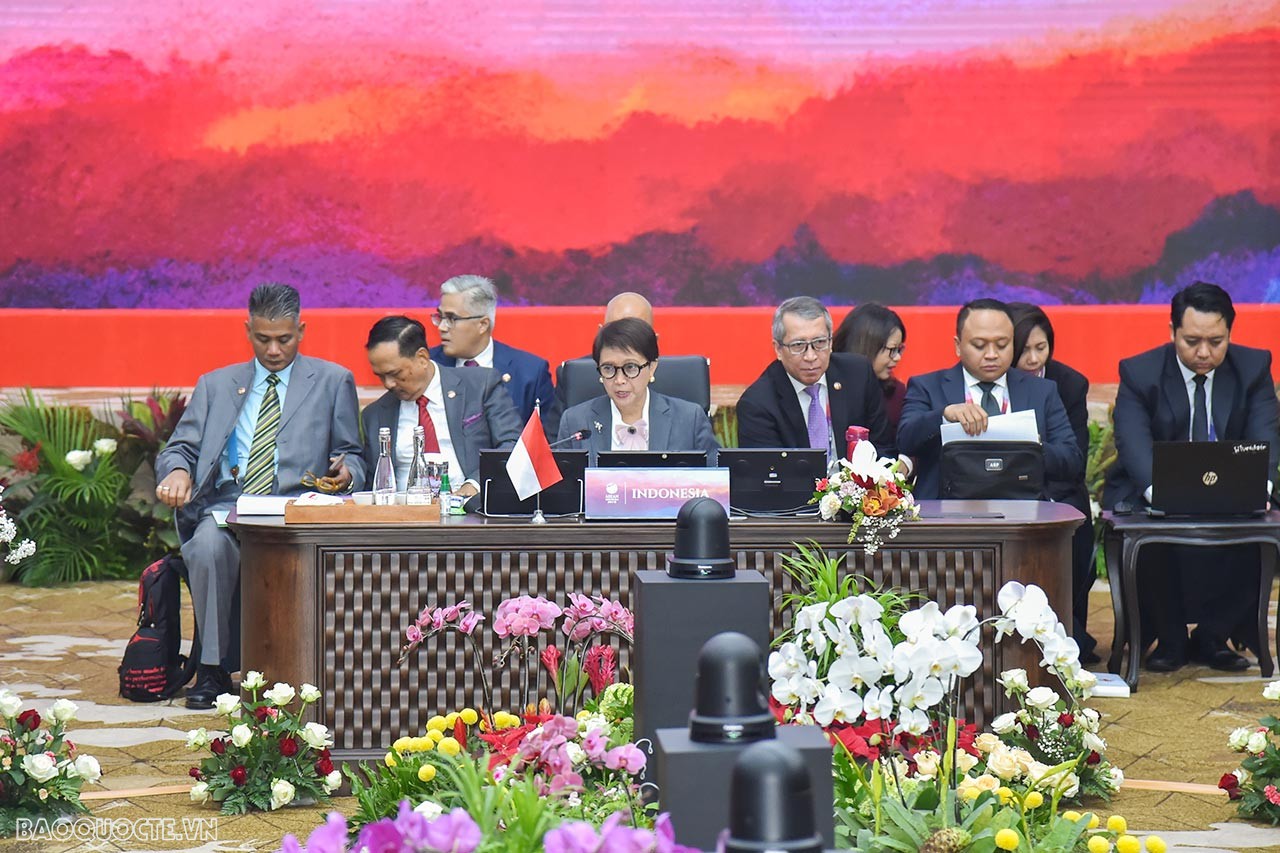 ASEAN-43: Sáng nay (4/9), khai mạc Hội nghị Bộ trưởng Ngoại giao ASEAN ASEAN-43: Sáng nay (4/9), khai mạc Hội nghị Bộ trưởng Ngoại giao ASEAN