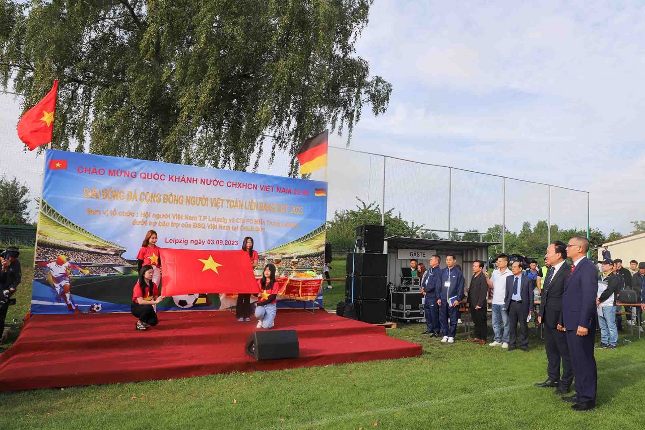 Giải bóng đá Cộng đồng người Việt toàn Liên bang Đức: Xây dựng hình ảnh đẹp của con người Việt Nam