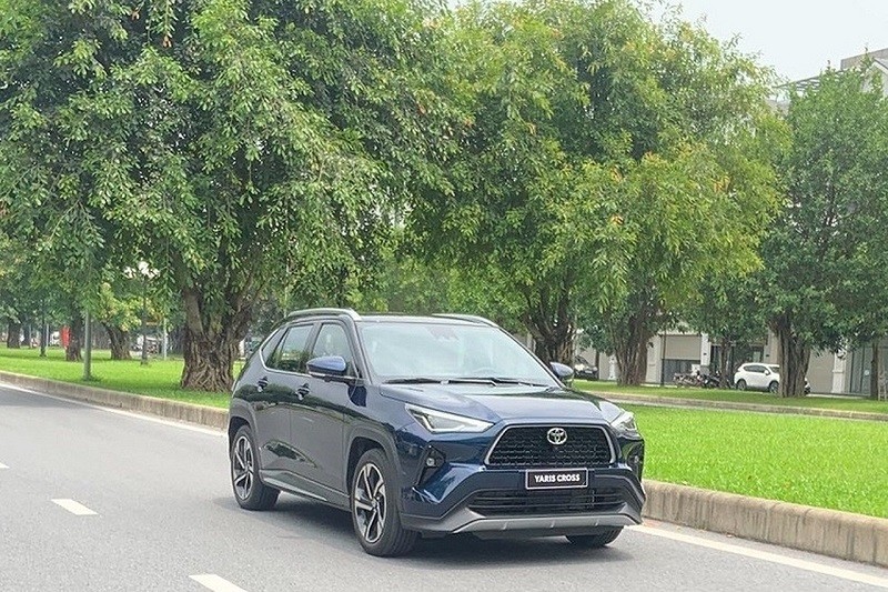 Toyota Yaris Cross bất ngờ xuất hiện trên đường phố Việt Nam trước ngày ra mắt.