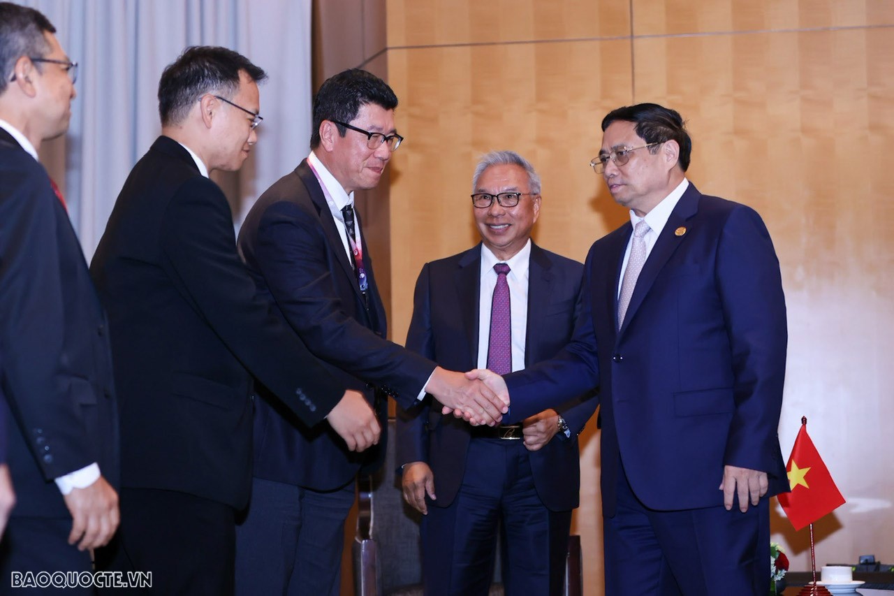 Nhân dịp dự ASEAN-43, Thủ tướng Phạm Minh Chính đã tiếp lãnh đạo các tập đoàn lớn của Indonesia gồm: Ciputra, Traveloka và Modena. (Ảnh: Anh Sơn)
