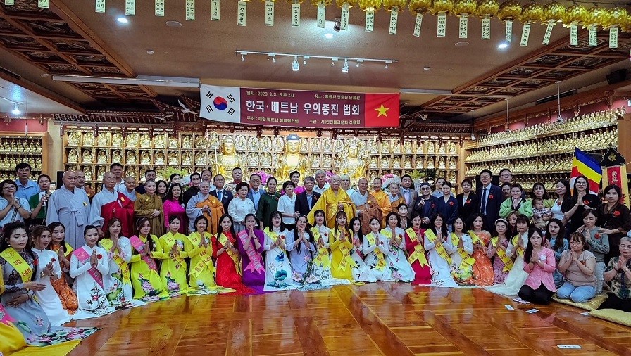 Đại lễ Vu lan báo biếu của cộng đồng người Việt tại Hàn Quốc