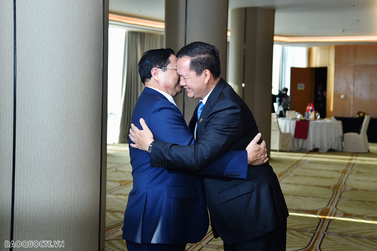 ASEAN-43: Thủ tướng Phạm Minh Chính ăn sáng làm việc với Thủ tướng Lào và Thủ tướng Campuchia