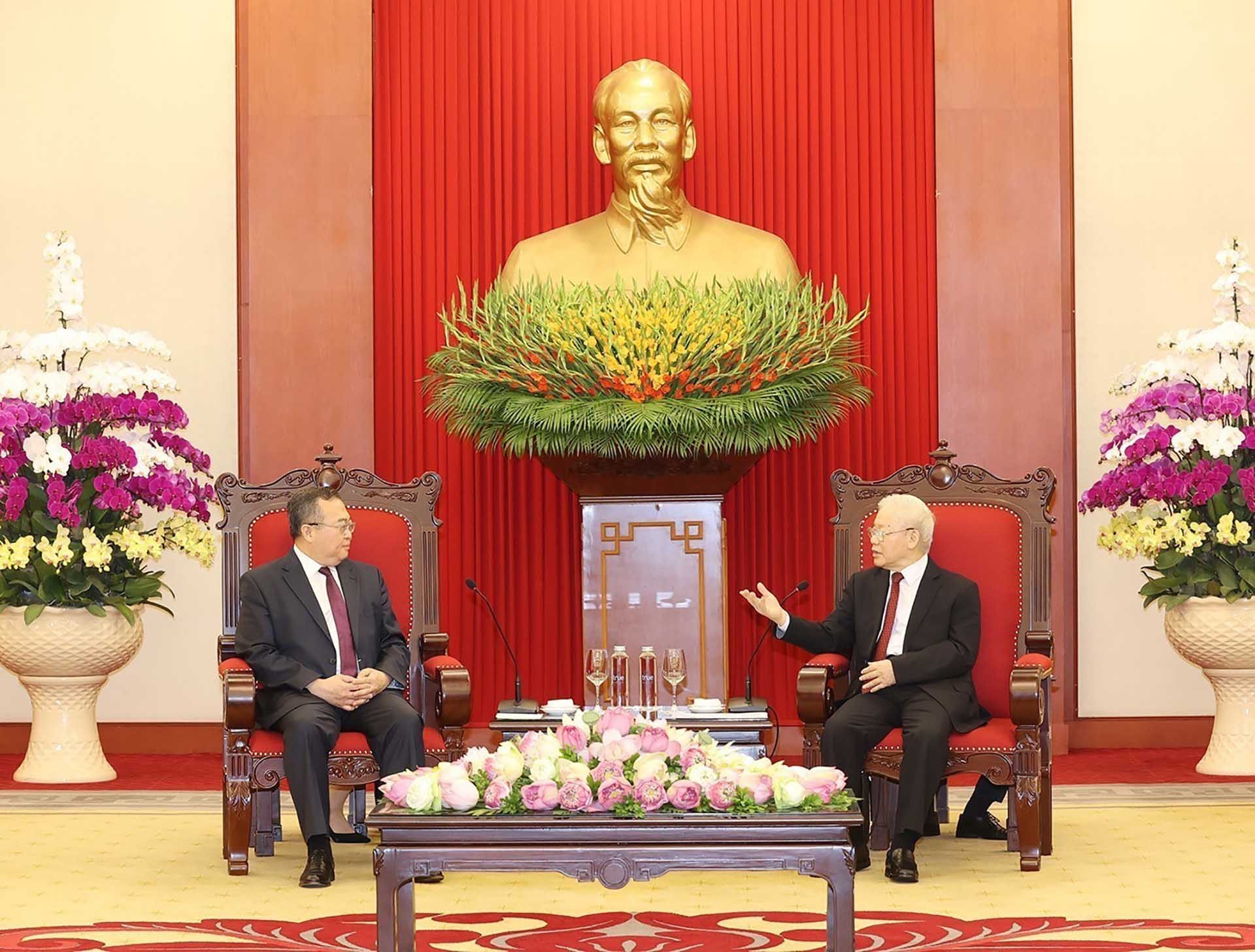 Tổng Bí thư Nguyễn Phú Trọng tiếp Trưởng ban Liên lạc Đối ngoại Trung ương Đảng Cộng sản Trung Quốc Lưu Kiến Siêu. (Nguồn: TTXVN)