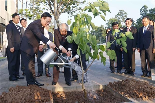 NA Chairman, President of Japanese House of Councillors hold talks in Hanoi