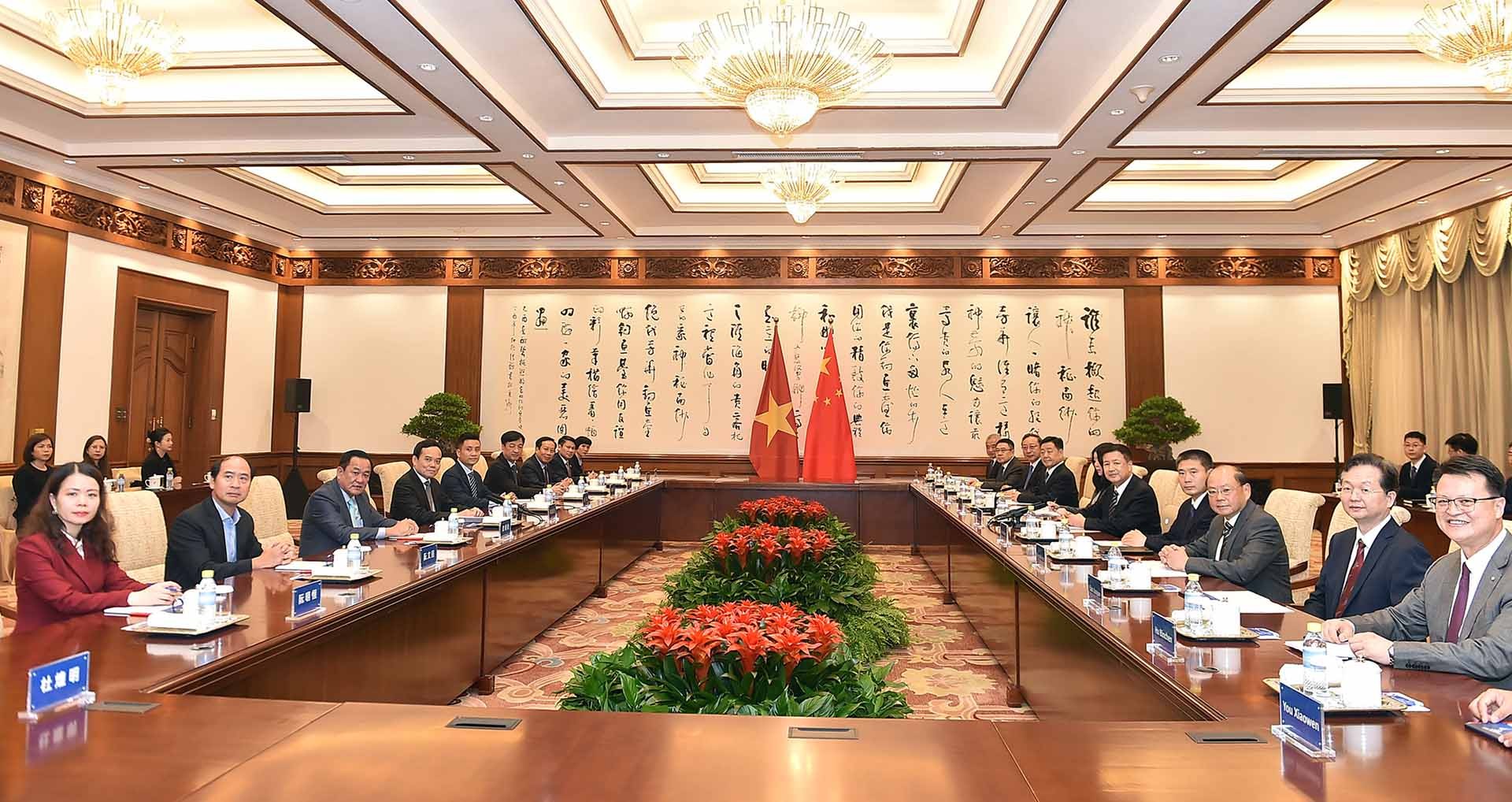 Phó Thủ tướng Trần Lưu Quang hội kiến với Bộ trưởng Bộ Công an Trung Quốc Vương Tiểu Hồng.