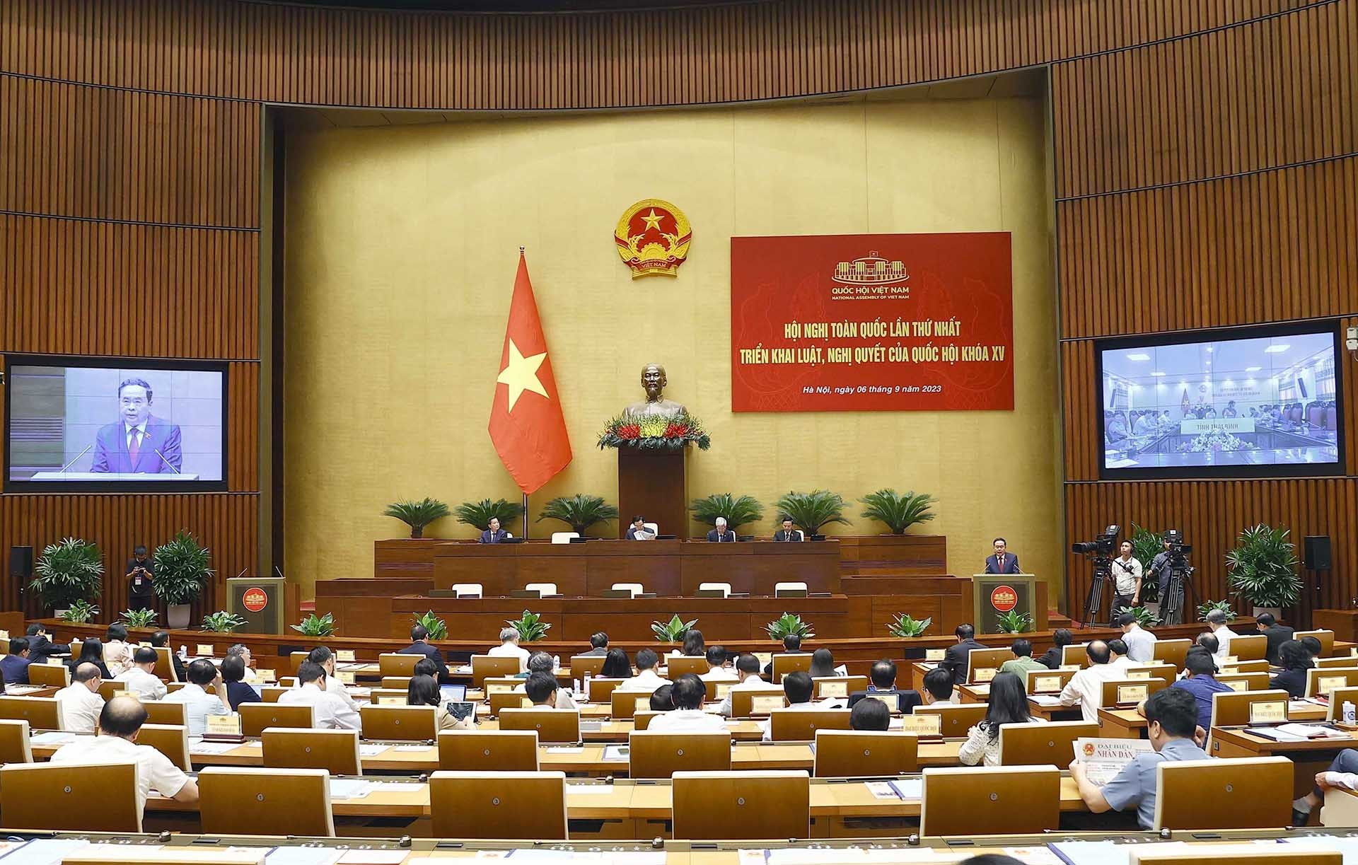 Phó Chủ tịch Thường trực Quốc hội Trần Thanh Mẫn phát biểu khai mạc và điều hành Hội nghị. (Nguồn: TTXVN)