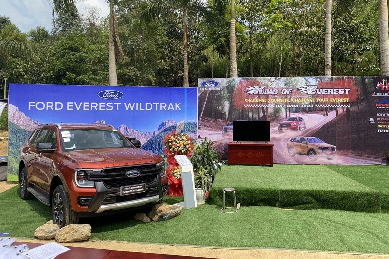Triệu hồi Ford Everest thế hệ mới tại Việt Nam để khắc phục lỗi