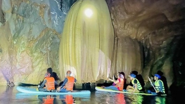 New cave discovered in Quang Binh