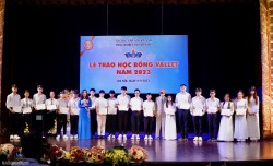 Giáo sư Odon Vallet ca ngợi chất lượng học sinh, sinh viên Việt Nam