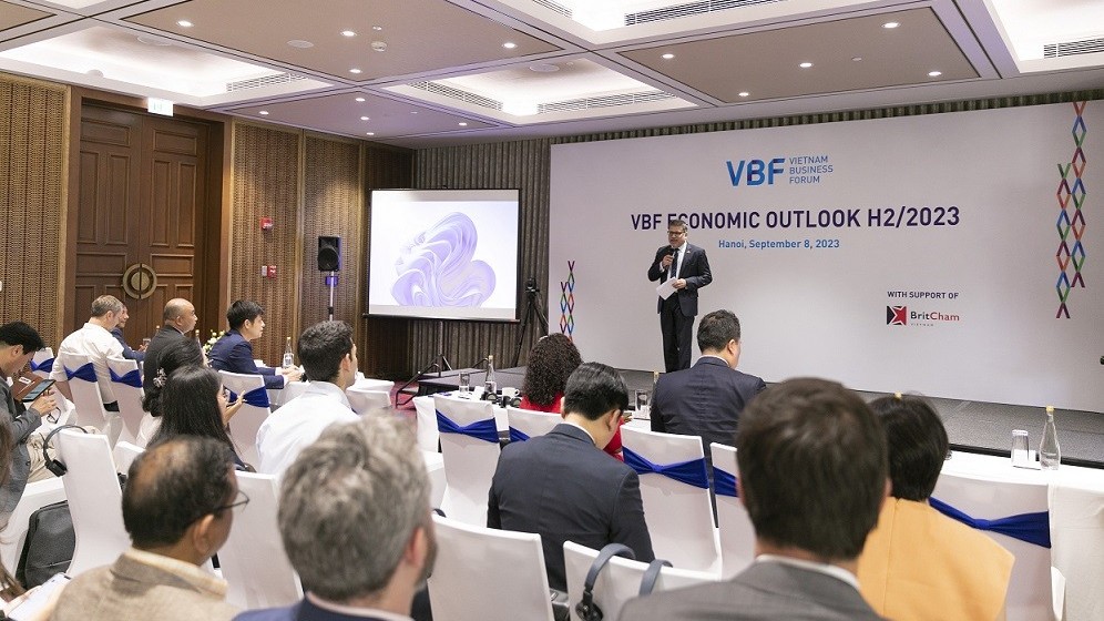 Triển vọng kinh tế Việt Nam: Khắc phục khó khăn, vượt qua trở ngại
