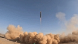 Iran nâng cấp tầm bắn tên lửa siêu thanh lên 2.000 km có thể vươn tới Israel